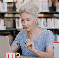 自动优化性能的免费电话在线轰炸